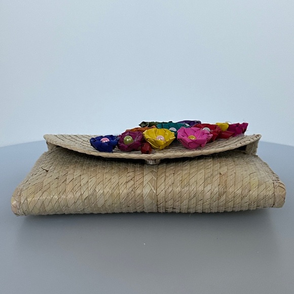 Colorful Floral Straw Clutch - Picture 2 of 7